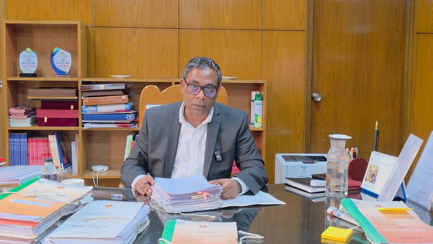 ‘ভুয়া ডাক্তার’ তৈরির কারখানাও বন্ধ করতে হবে : স্বাস্থ্য প্রতিমন্ত্রী 