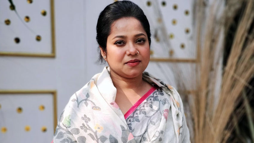 দুই গানে ডলি