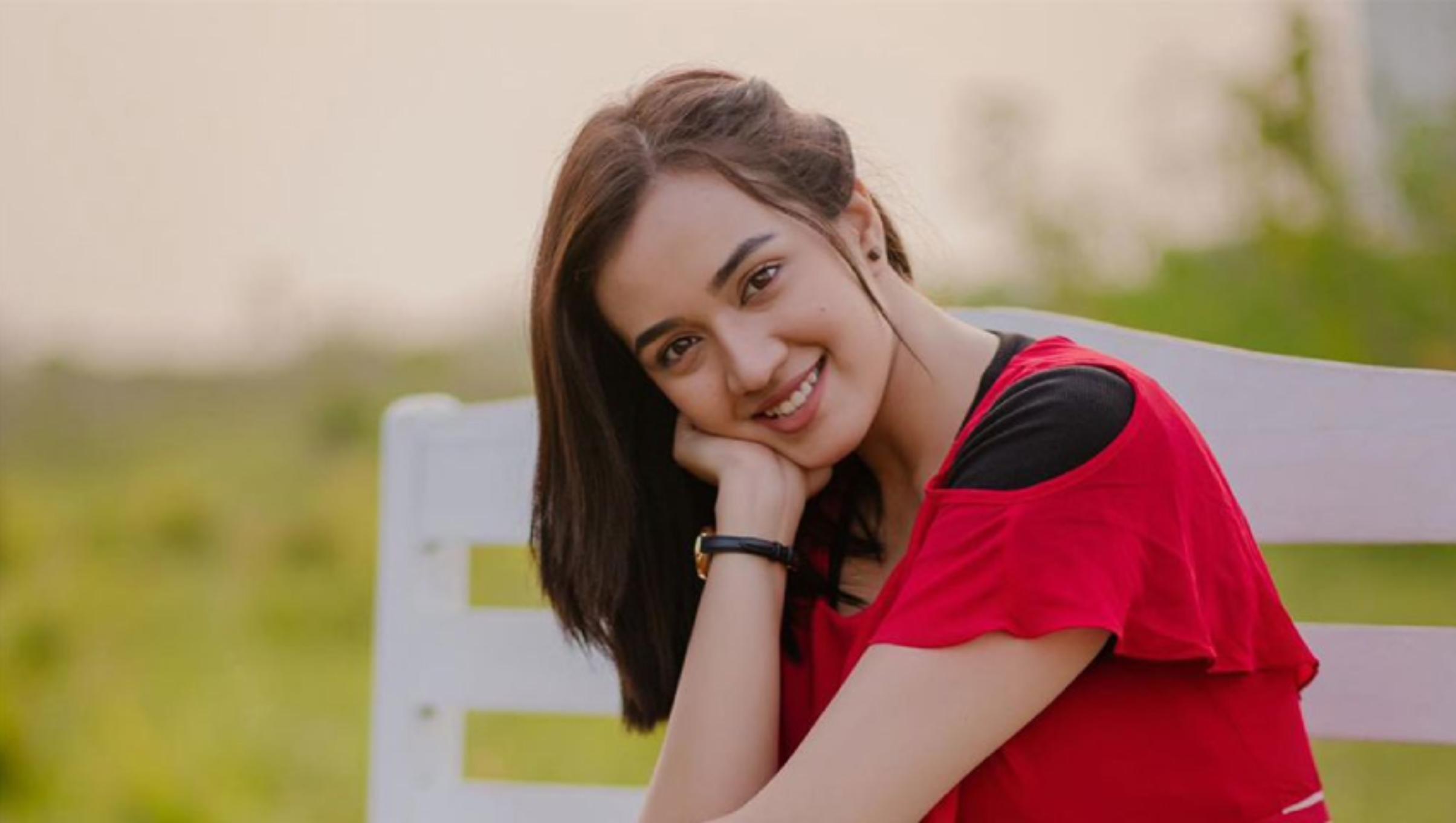 বৈশাখে গানচিত্রে আইশা