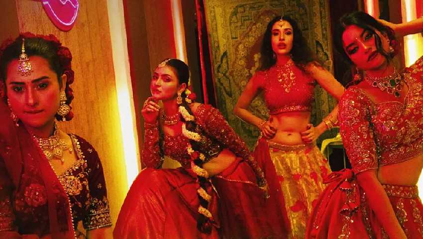 লন্ডন উৎসবে ‘প্রেশার কুকার’
