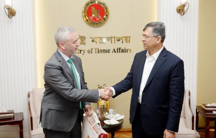 ঢাকা সঙ্গে সহযোগিতা আরও বাড়াতে চায় ইউরোপীয় ইউনিয়ন