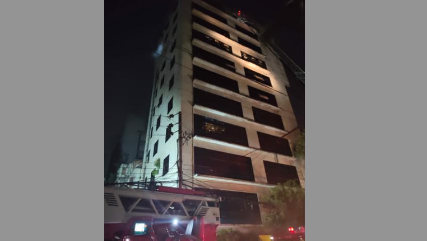 ২ ঘণ্টার চেষ্টায় রক্ষা পেল বনানীর বহুতল ভবন