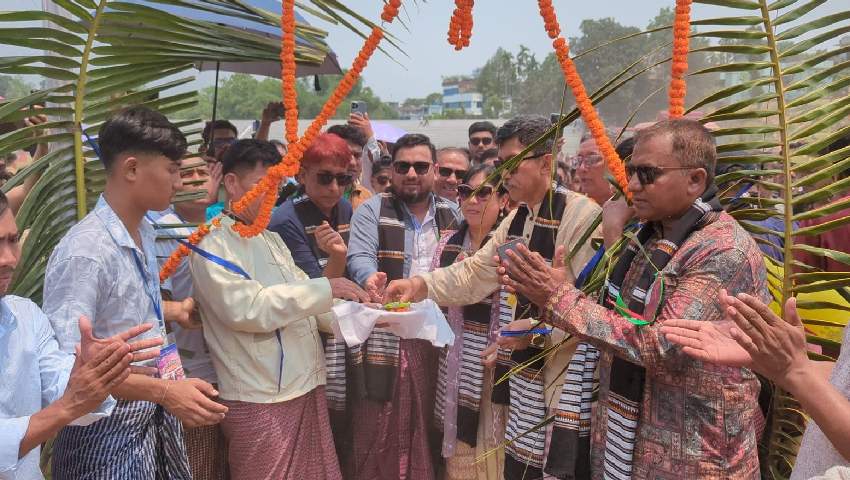 ‘সুষম উন্নয়নে সমতলের সঙ্গে সমভাবে এগোবে পাহাড়’