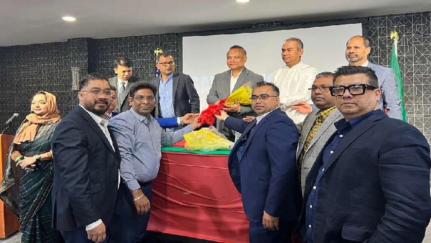 ড. জিয়াউদ্দিন হায়দারকে সংবর্ধনা দিল ‘সেভ বাংলাদেশ’