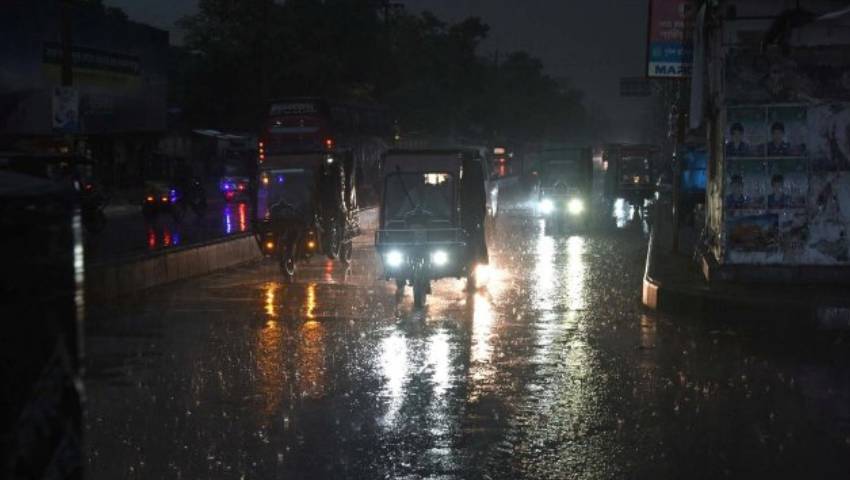 টানা তাপদাহের পর প্রশান্তির বৃষ্টি, জনমনে স্বস্তি