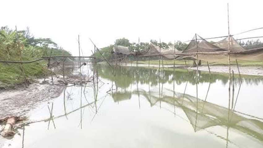 অকাল বৃষ্টিতে জনমনে আতঙ্ক, ভুলুয়া নদী খনন না হলে বিপর্যয়ের আশঙ্কা