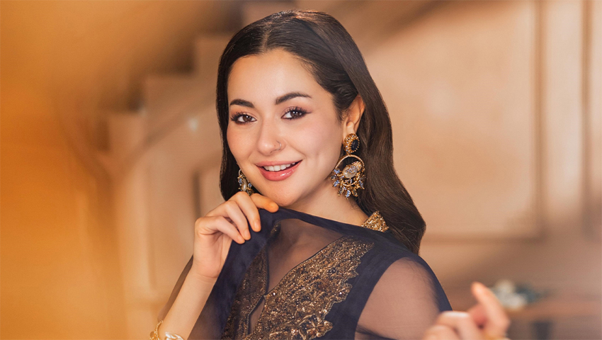 পুরোনো প্রেমে হানিয়া!