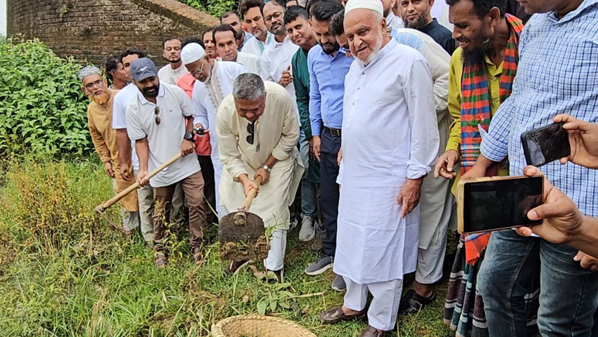 শ্রীপুরে বিন্দাই ও পারুলিয়া খাল পুনঃখনন কার্যক্রমের উদ্বোধন