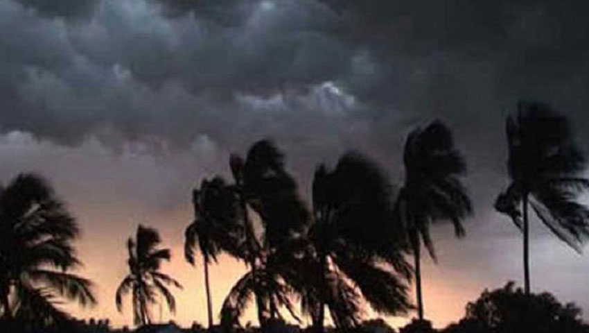 আকাশ অন্ধকারাচ্ছন্ন ও ঝড়ো বাতাস হলে কী ভালো লক্ষণ? কী বলে ইসলাম