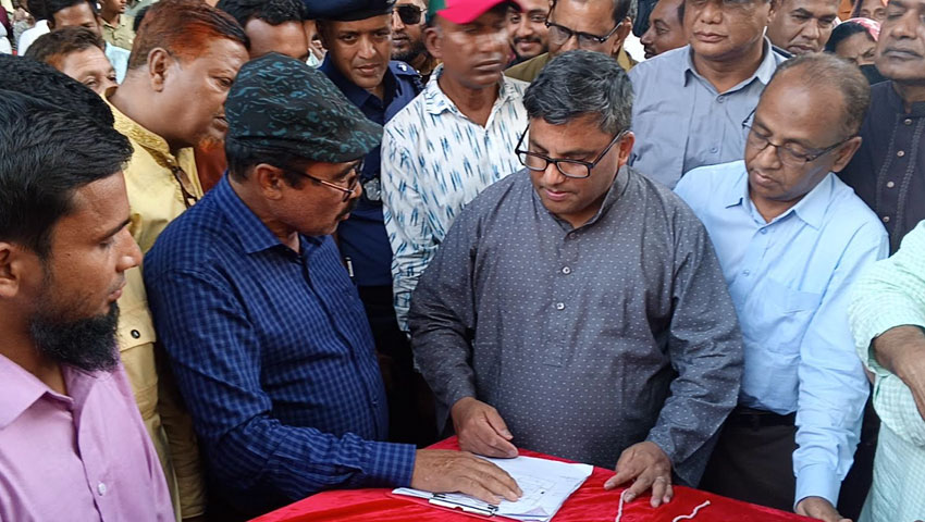 ৬ কোটি টাকা ব্যয়ে প্রশাসনিক ভবন ও হলরুম নির্মাণ কাজের উদ্বোধন