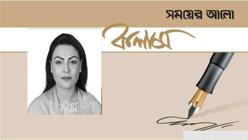 ঠেলে দিচ্ছে সোশ্যাল মিডিয়া 
