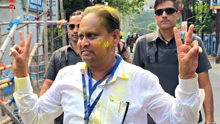 মুর্শিদাবাদে ‘বাবরি মসজিদ নির্মাতা’ সেই হুমায়ুন কবীর দুই আসনেই জয়ী 
