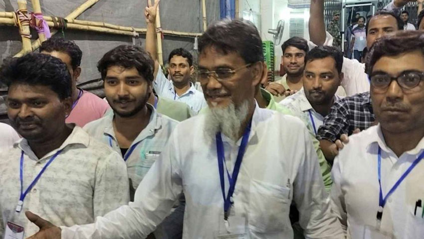 নামই ছিল না ভোটার তালিকায়, সেই মোতাব শেখ জিতলেন ফারাক্কা আসনে 
