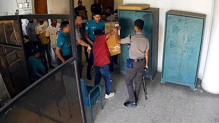 টেন্ডার বাক্স ছিনতাইয়ে যুবদলের ২ নেতা বহিষ্কার
