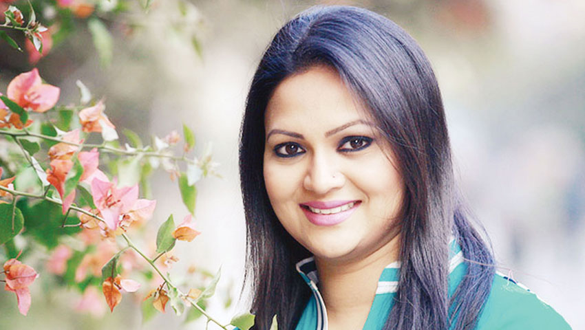 আমি কাজের মধ্যেই আছি
