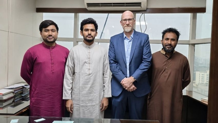 এনসিপির সঙ্গে মার্কিন দূতাবাসের কূটনীতিকের সাক্ষাৎ