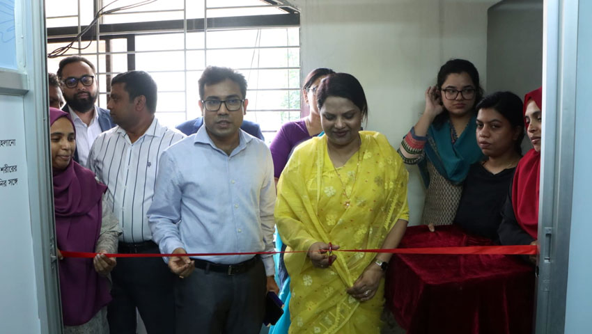 ঢাকা জেলা প্রশাসকের কার্যালয়ে ব্রেস্ট ফিডিং কর্নার উদ্বোধন