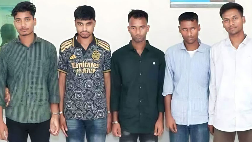 কনস্টেবল নিয়োগ পরীক্ষায় ডিভাইস ব্যবহার, ৫ শিক্ষার্থী আটক