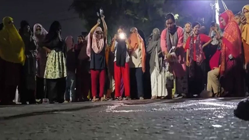 ইডেনে ছাত্ররাজনীতি ঘিরে ছাত্রদল-ছাত্রশিবিরের পাল্টাপাল্টি অভিযোগ 