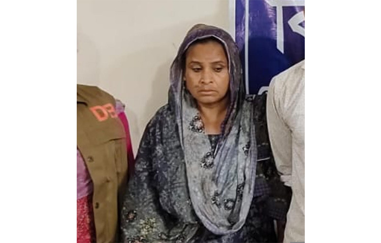 ধামরাইয়ে গাঁজাসহ নারী মাদক কারবারি গ্রেফতার