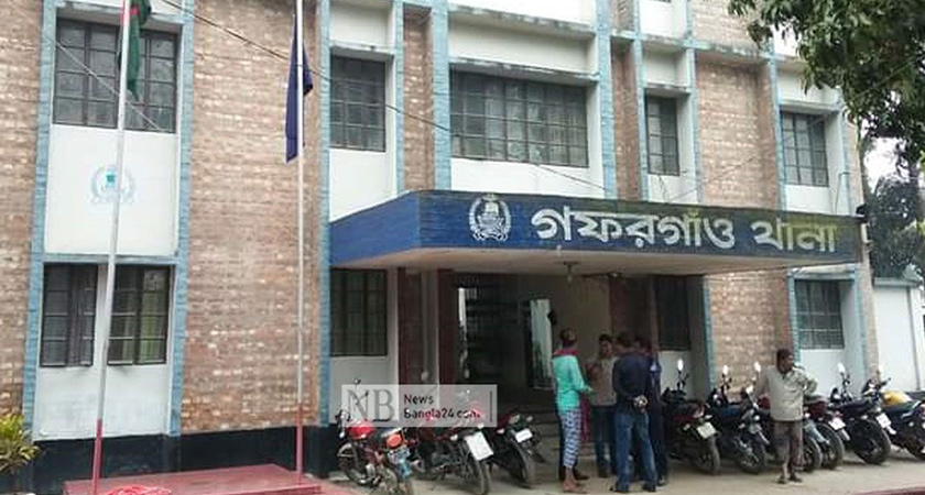 বাড়ি থেকে পালানো দুই স্কুলশিক্ষার্থীকে অভিভাবকের জিম্মায় দিল পুলিশ
