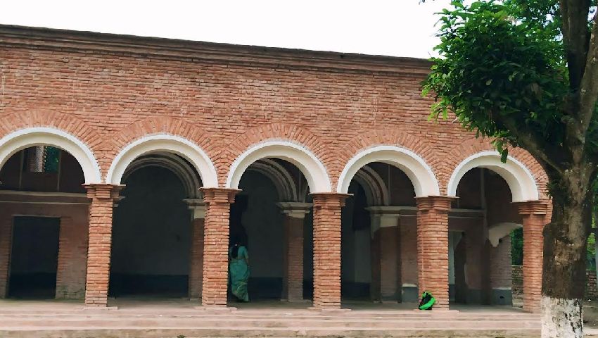 সত্যজিৎ রায়ের পৈতৃক বাড়িতে ঐতিহ্যবাহী বৈশাখী মেলা শুরু