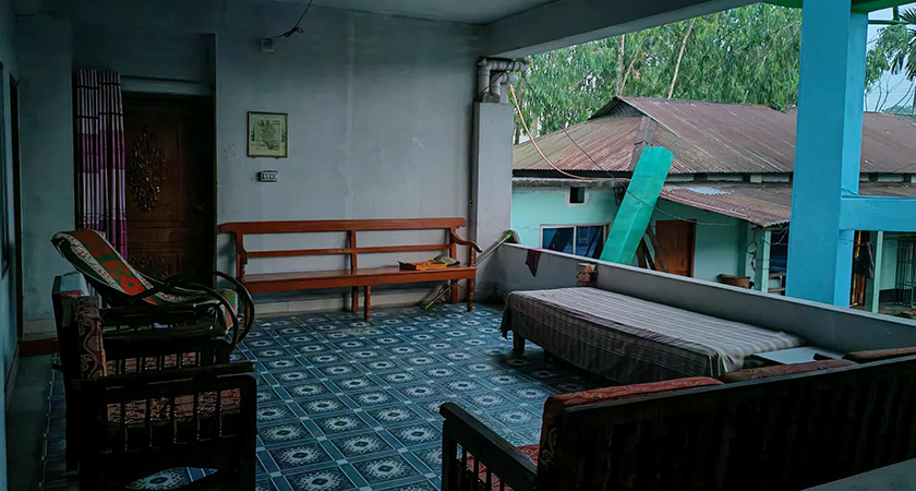 সবাই চলে আসার পর মঞ্জিমা মঞ্জিল এভাবে শূন্য হয়ে যায়।