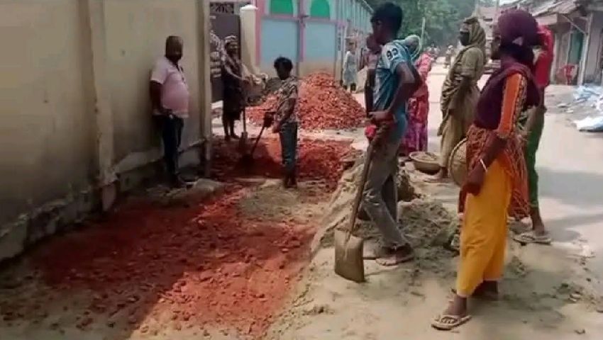 সংস্কার কাজে ব্যাপক অনিয়ম, তোয়াক্কা করছে না ঠিকাদার