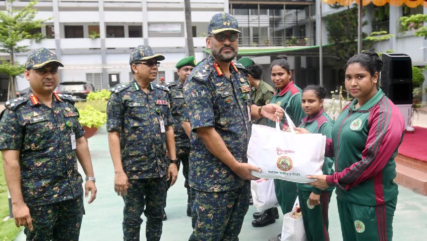 ঈদ উপহার পেলেন আনসার-ভিডিপির ২৮ হাজার ৩৬৫ সদস্য ও কর্মচারী
