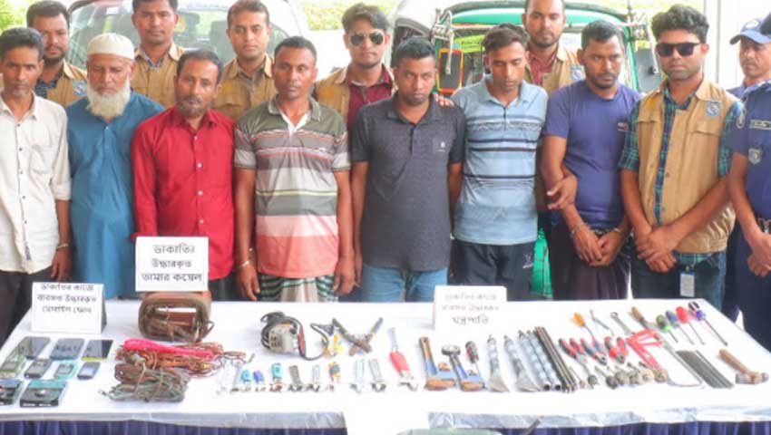 রংপুরে স্কুল কর্মচারী হত্যা ও ট্রান্সফর্মার চুরির দায়ে গ্রেফতার ৭