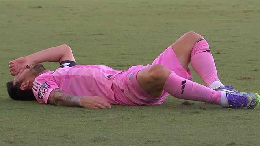ইনজুরি নিয়ে মাঠ ছাড়লেন মেসি