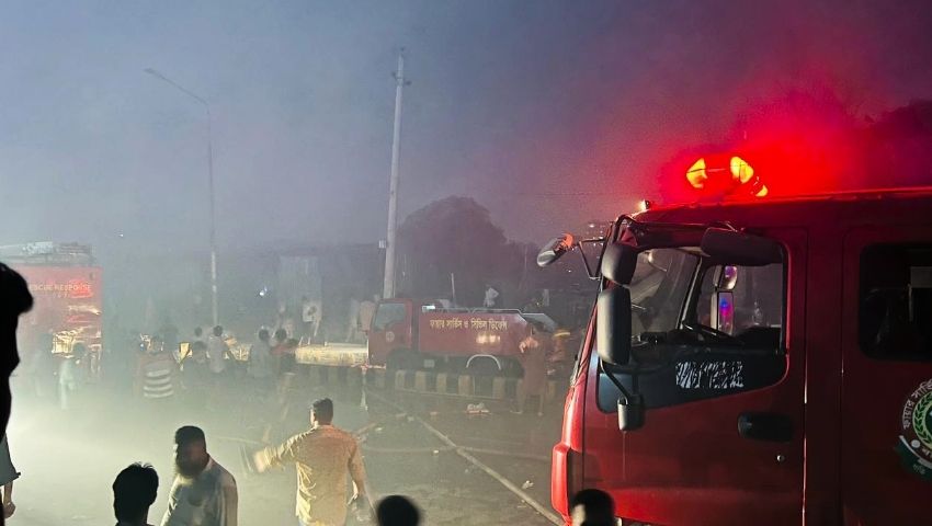 রাজধানীর কালশী বস্তির আগুন নিয়ন্ত্রণে
