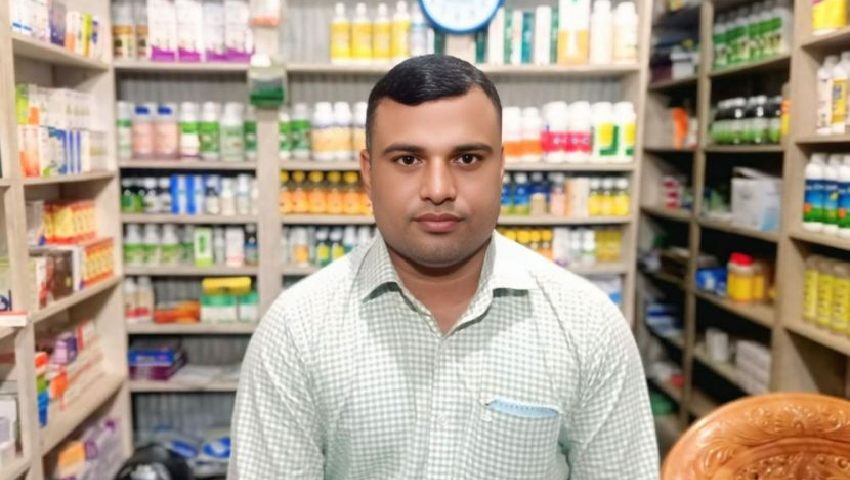 গরুর লোভ দেখিয়ে পল্লী পশু চিকিৎসকের ফাঁদ