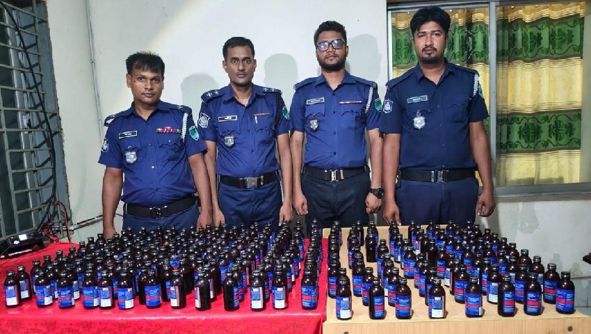 সাতক্ষীরায় ২৩৪ বোতল ফেনসিডিল উদ্ধার