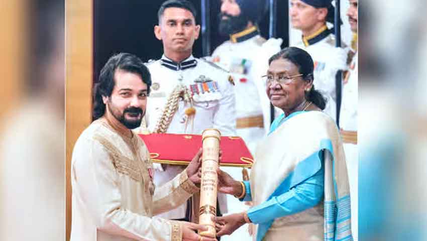 পদ্মশ্রী সম্মানে ভূষিত হলেন প্রসেনজিৎ 