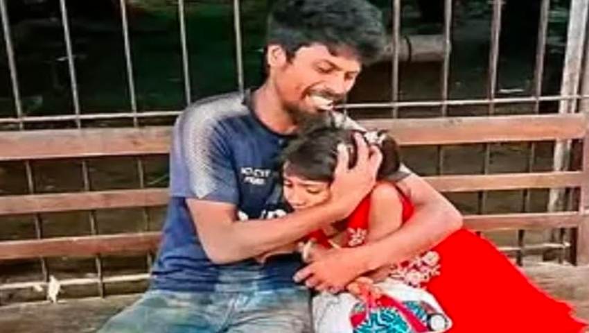 ঈদের কেনাকাটা শেষে বাড়ি ফেরার পথে ট্রেনের ধাক্কায় মা-ছেলের মৃত্যু