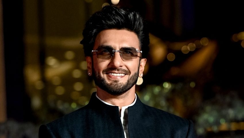 বলিউডে ‘বয়কটের’ মুখে রণবীর সিং