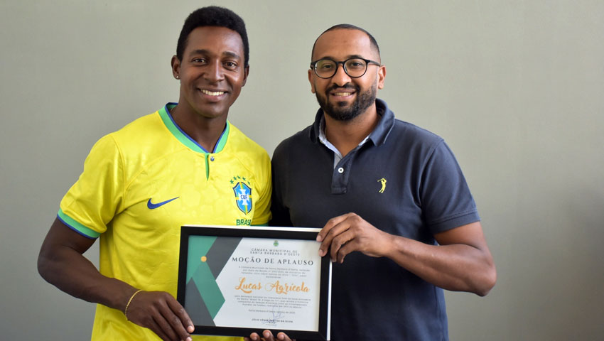 পেলের সোনালি যুগ ফিরিয়ে আনল নেটফ্লিক্স