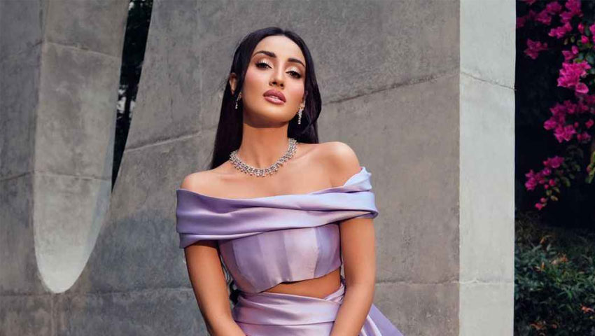 আবেগে ভাসছেন মিথিলা 