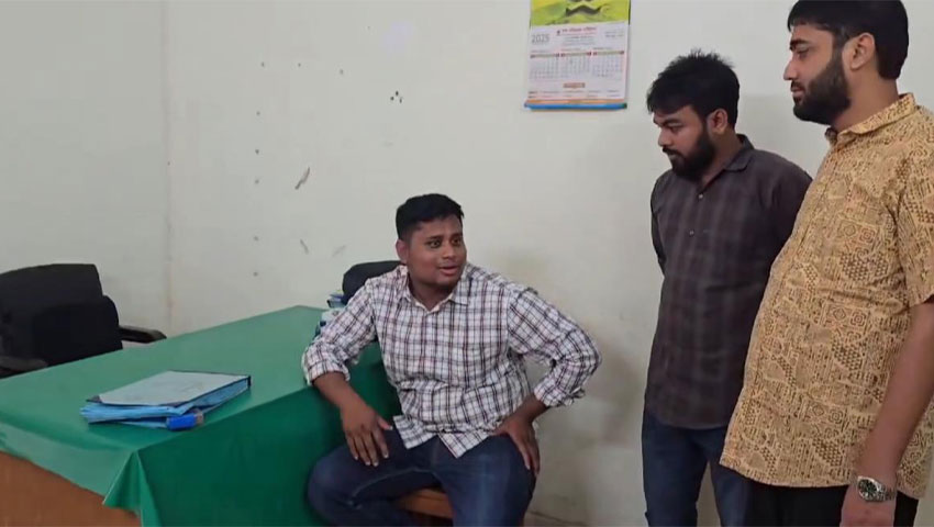 হঠাৎ হাসপাতাল পরিদর্শনে হাসনাত আবদুল্লাহ, ৫ চিকিৎসককে শোকজ