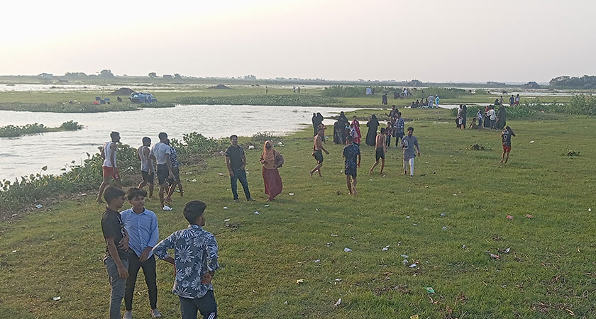 লক্ষ্মীপুরের ‘মিনি রাঙামাটি’তে দর্শনার্থীর উপচে পড়া ভিড়