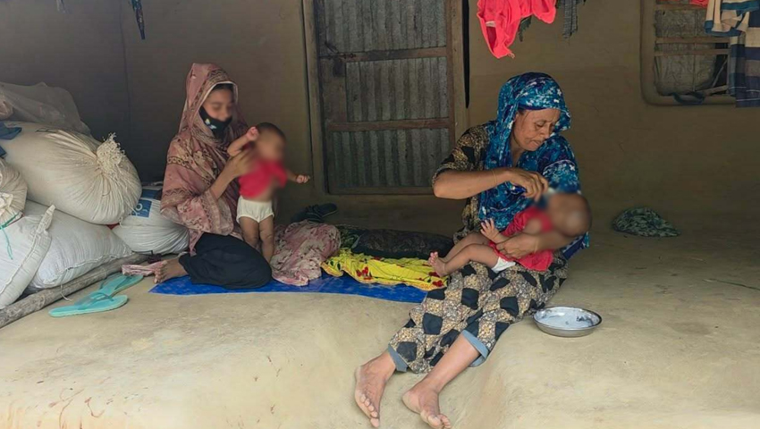 যমজ কন্যাসন্তান জন্মের পর স্ত্রীকে তালাক দেওয়ার অভিযোগ