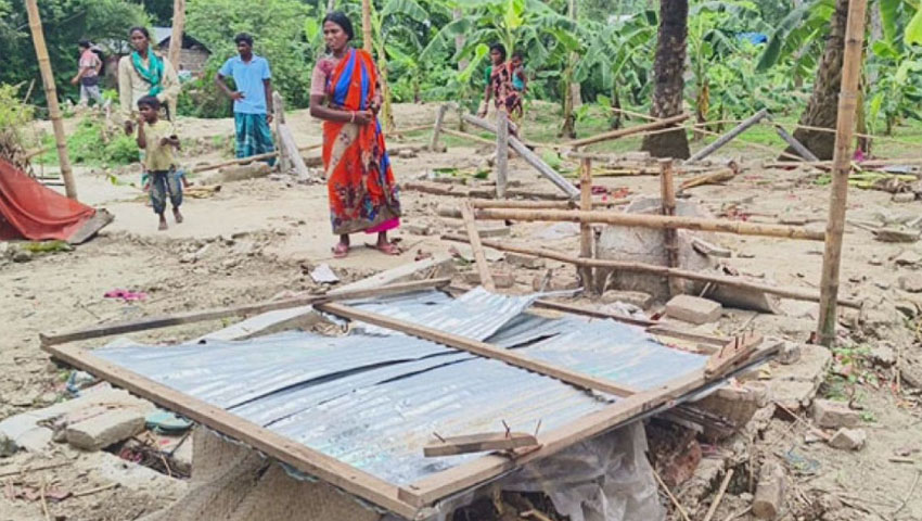 ক্ষুদ্র নৃগোষ্ঠীদের বাড়িতে হামলার মামলা নিতেই গেল ৬ দিন