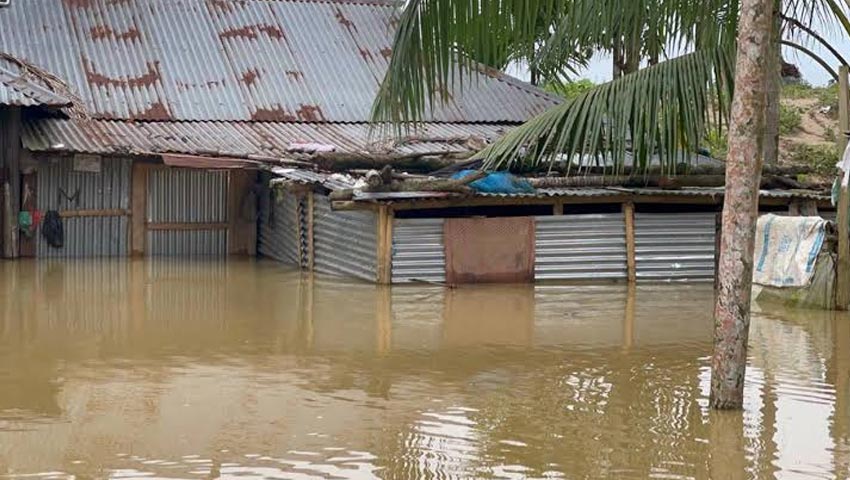মৌলভীবাজারে বন্যায় চার উপজেলার ৫ হাজার পরিবার পানিবন্দি 