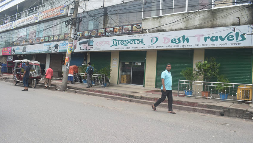 কমিটি নিয়ে বিরোধ, রাজশাহী থেকে সব রুটে বাস চলাচল বন্ধ
