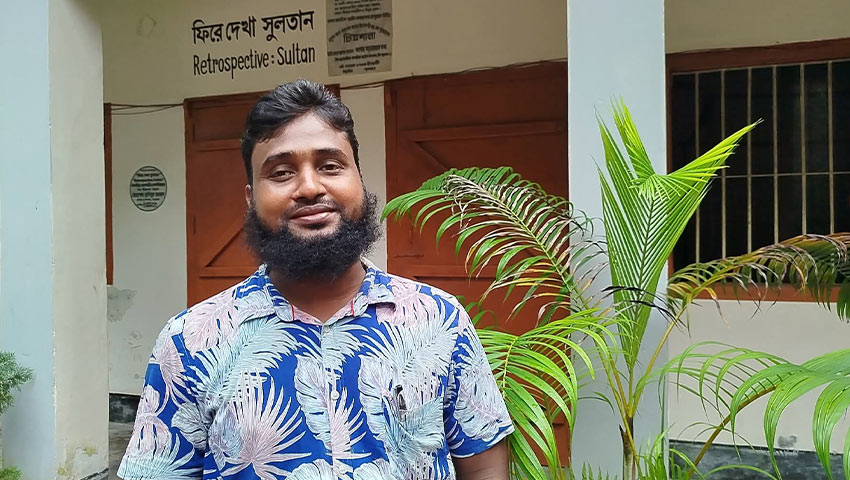 নড়াইলে অফিস সহকারীর বিরুদ্ধে প্রধান শিক্ষককে ছুরিকাঘাতের অভিযোগ 