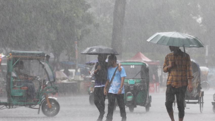 রাত ১টার মধ্যে ১৬ অঞ্চলে ঝোড়ো হাওয়াসহ বজ্রবৃষ্টির আভাস