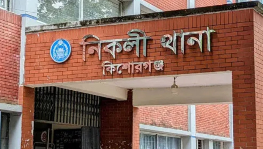 ‘ভাইয়া, আমাকে নিয়ে যান ওরা আমাকে মেরে ফেলবে’