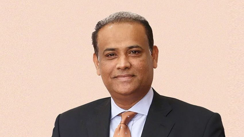 সাবেক ভূমিমন্ত্রীর ফ্ল্যাটে দেড় হাজার বিলাসবহুল পণ্য