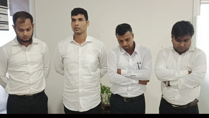 যোগদানের দিন মিলল না ছবি, ধরা ৪ জন